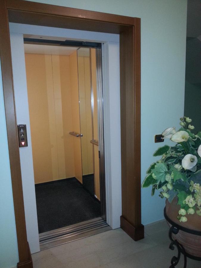 Hotel Maddaloni Tufino Екстер'єр фото