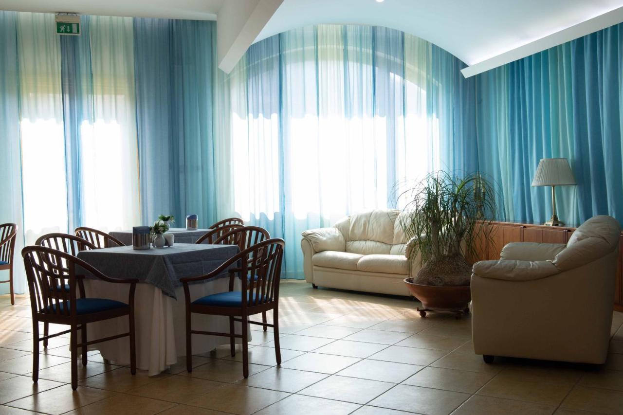 Hotel Maddaloni Tufino Екстер'єр фото